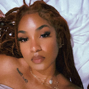 Meet your Posher, Brittney